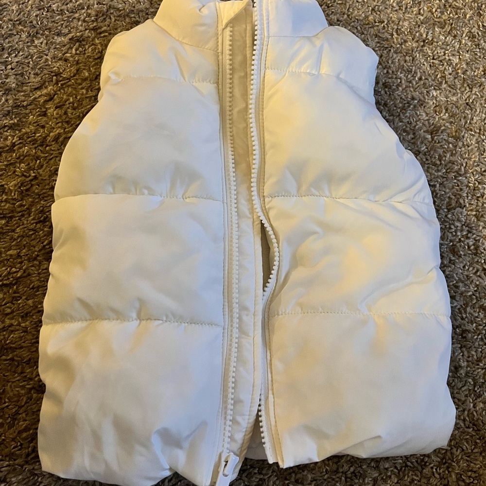 Super cute toddler vest! Looks like new!